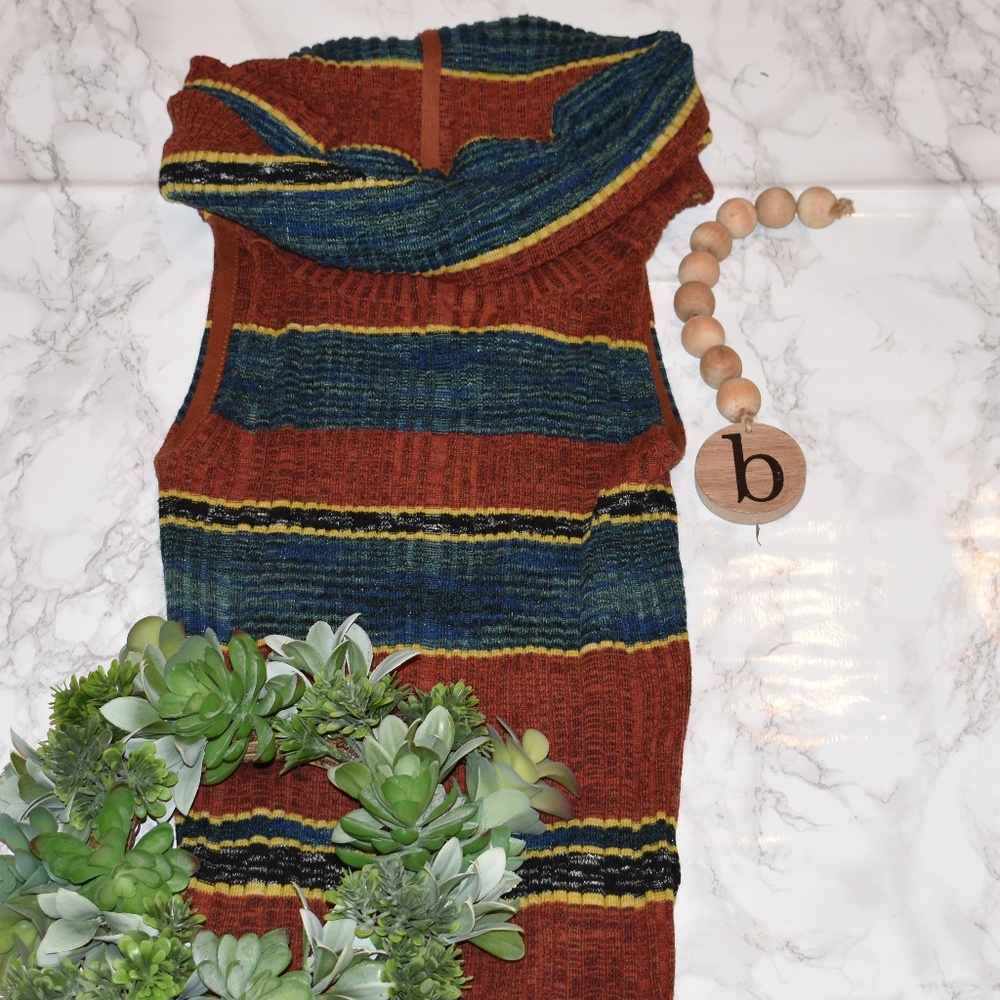 Free People sleeveless sweater